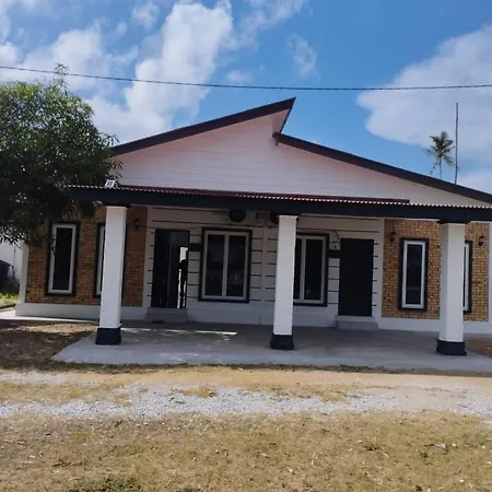 D' Tanjung Homestay-Orked Pekan Exterior photo